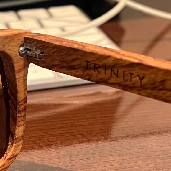 Brand New WoodZee Trinity All Wood Polarized Sunglasses 100% UVA/UVB Protection - Picture 5 of 9